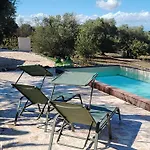 Trullo Amedee Tatil Evi *