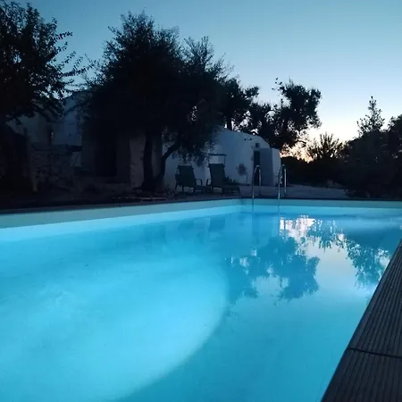 Holiday home Trullo Amedee