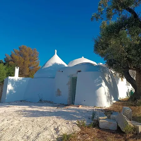 Holiday home Trullo Amedee *